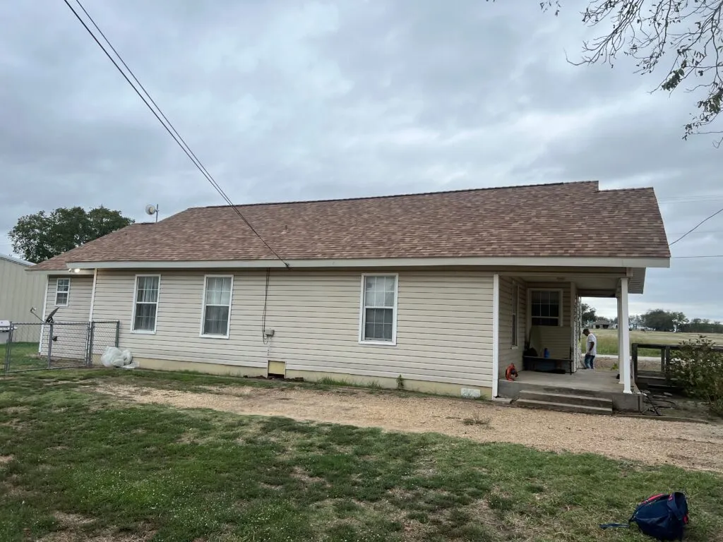roofer in Benbrook tx